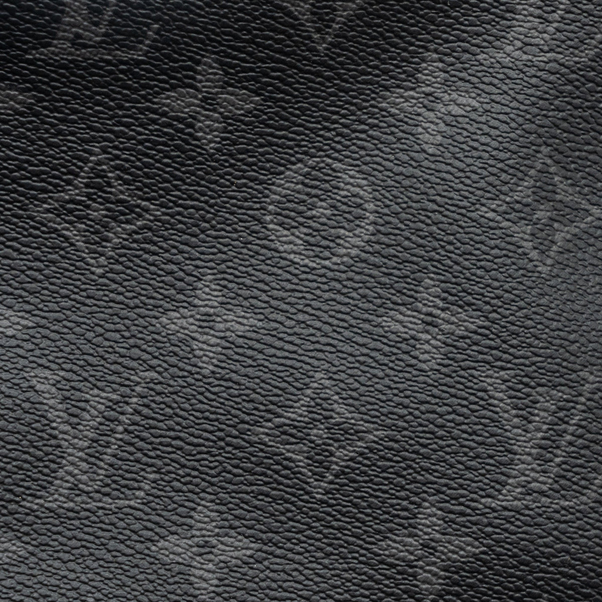 louis-vuitton-packing-cube-mm-monogram-eclipse-shw