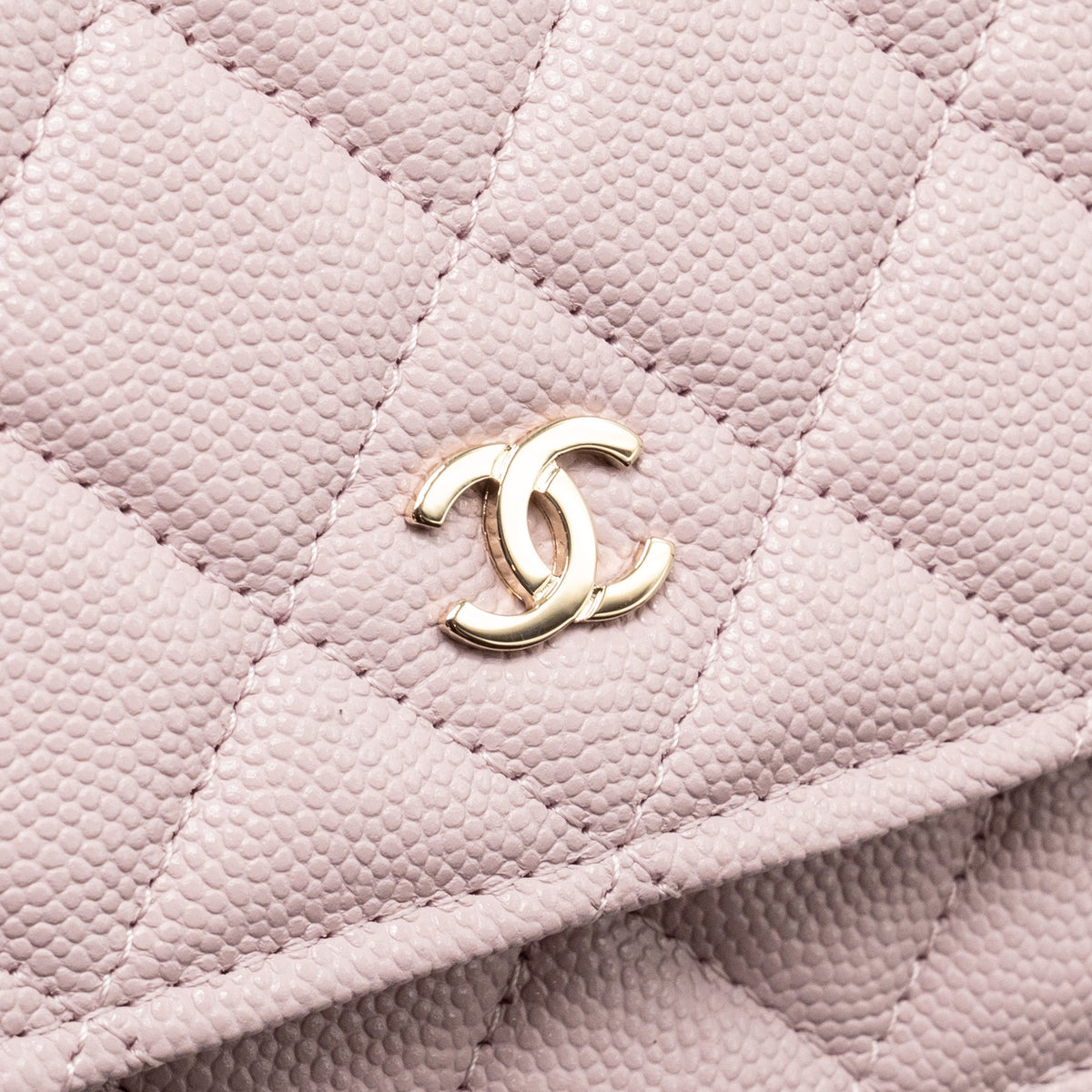 chanel-classic-wallet-on-chain-caviar-pink-lghw