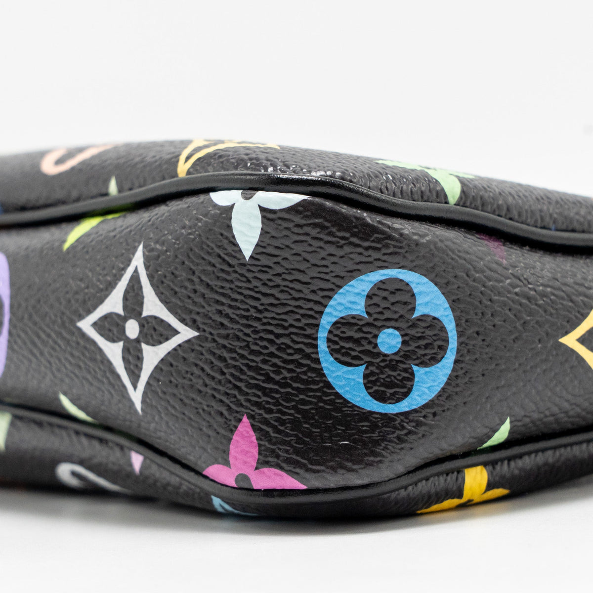 louis-vuitton-x-takashi-murakami-pochette-accessories-multicolour-monogram-canvas-black-shw-copy