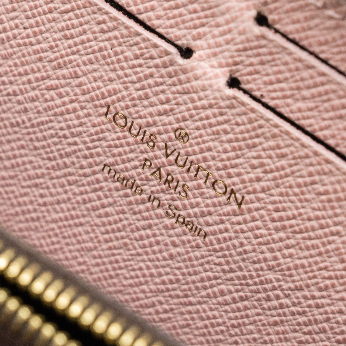louis-vuitton-clemence-long-wallet-monogram-canvas-rose-ballerine-ghw