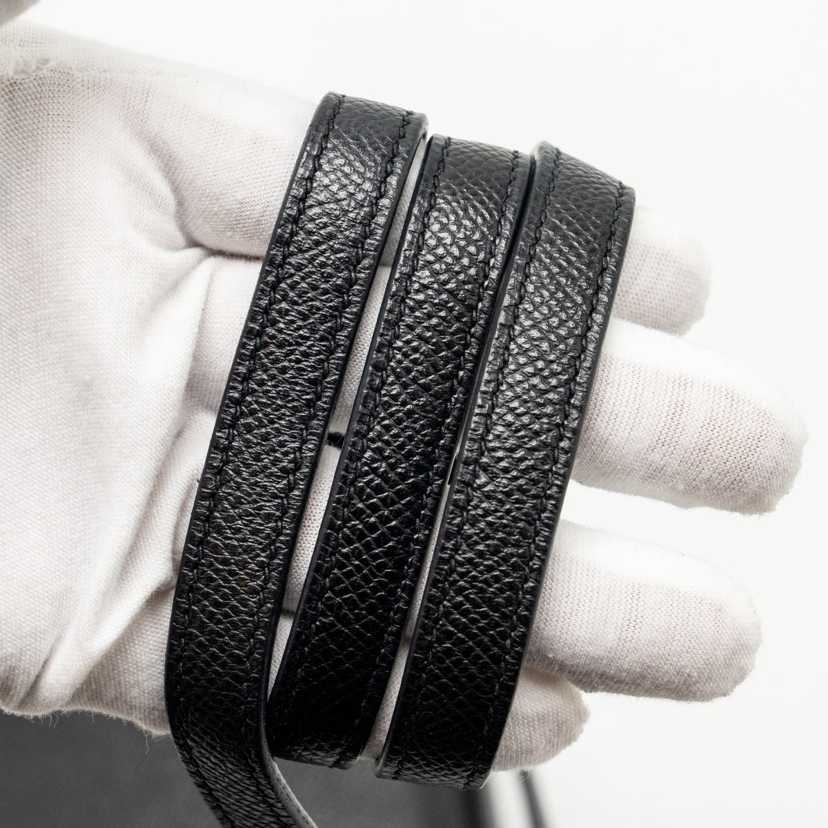 loewe-bracelet-pouch-lambskin-black-ghw