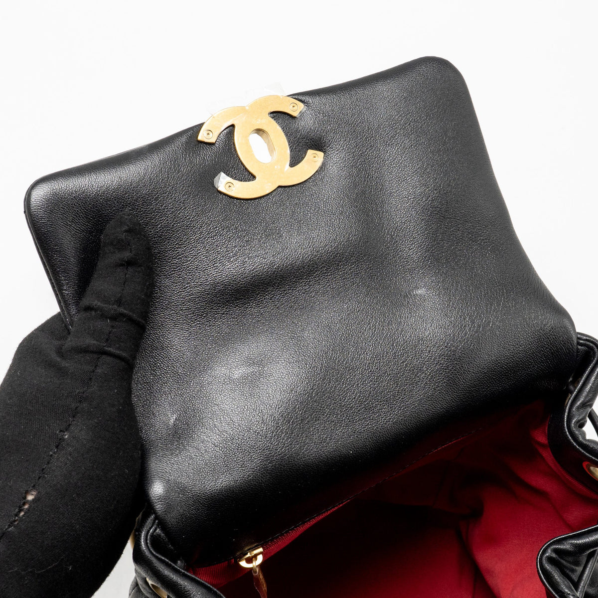chanel-24c-19-backpack-lambskin-black-multicolour-hardware-microchip