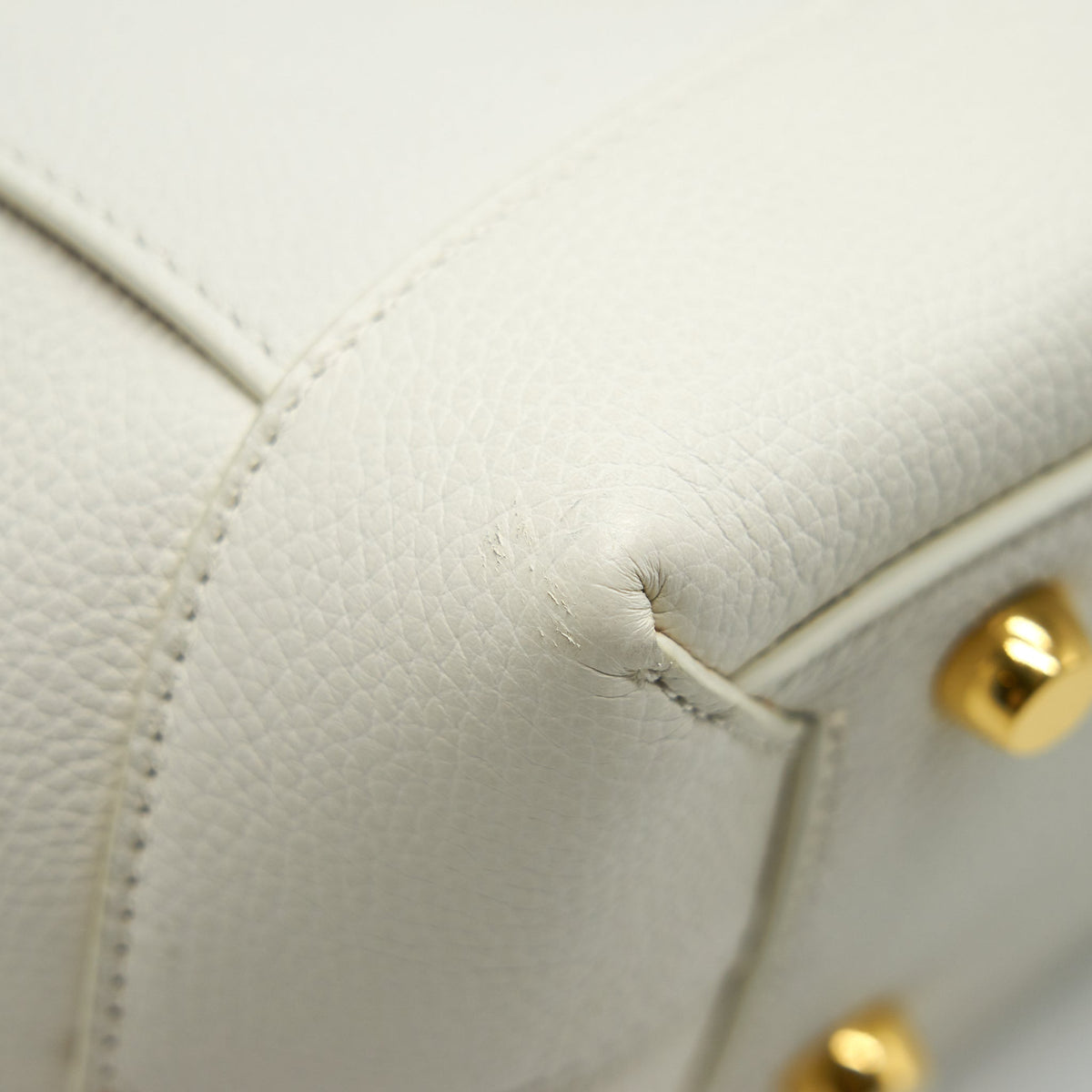 bottega-veneta-pavilion-kuala-lumpur-medium-arco-white