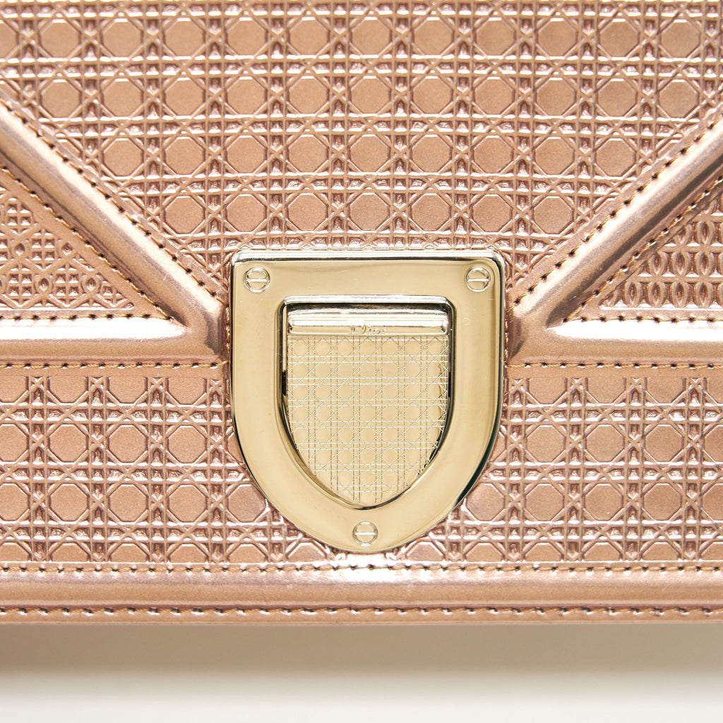 christian-dior-diorama-medium-metallic-light-pink-shw