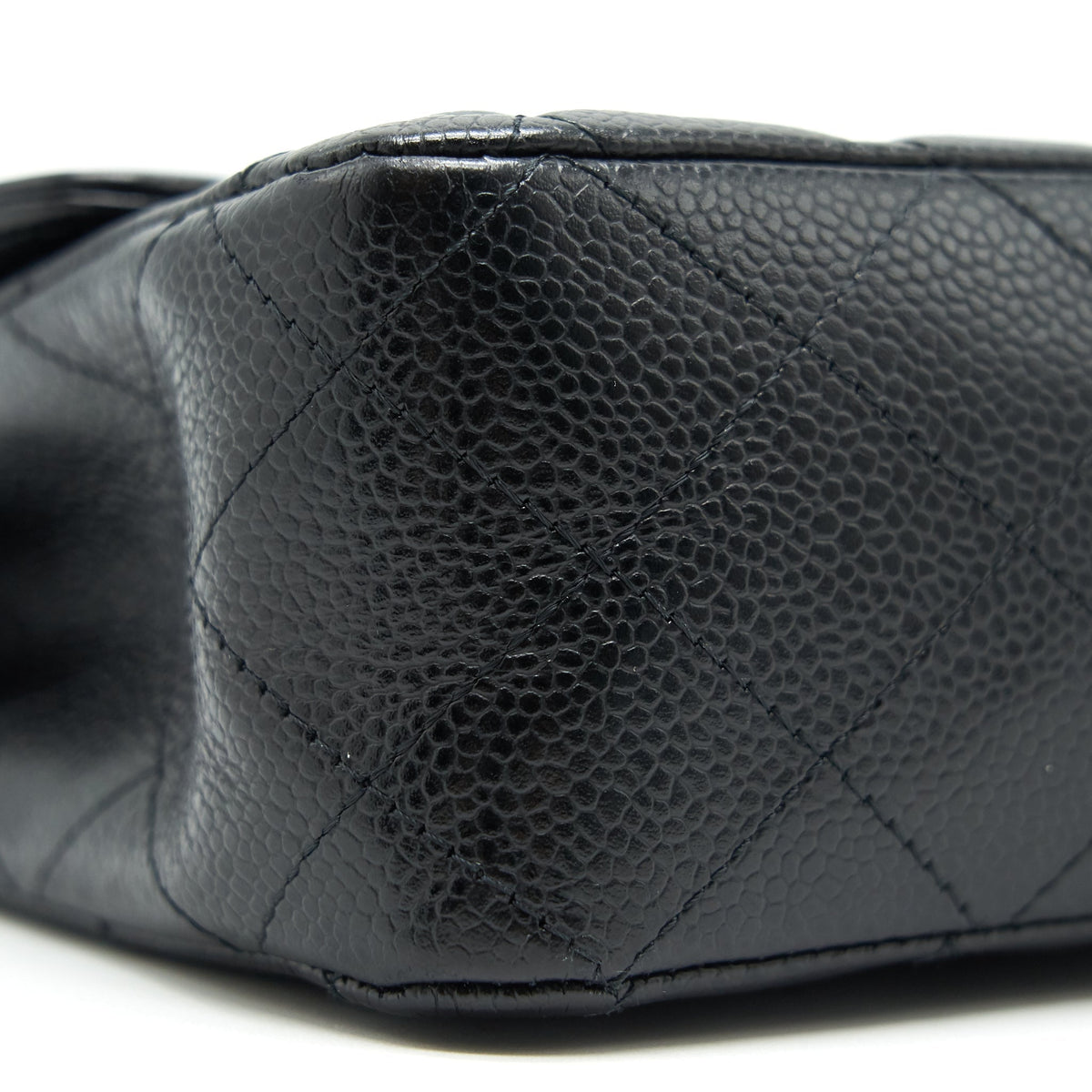 chanel-medium-classic-double-flap-bag-caviar-black-ghw-serial16