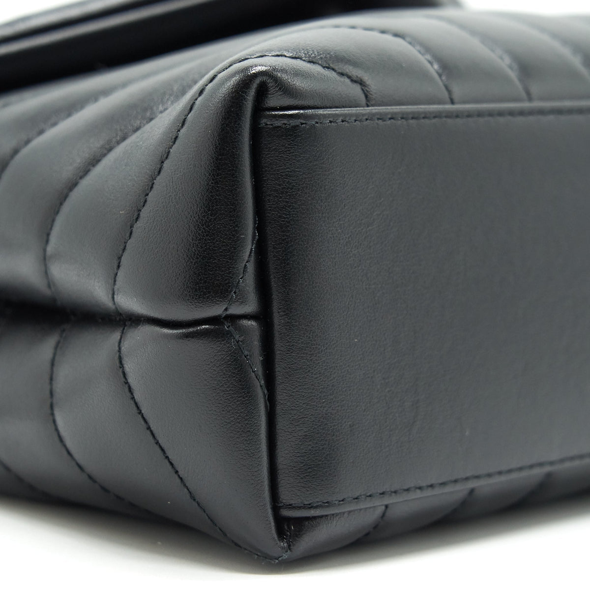 saint-laurent-small-loulou-bag-black-shw