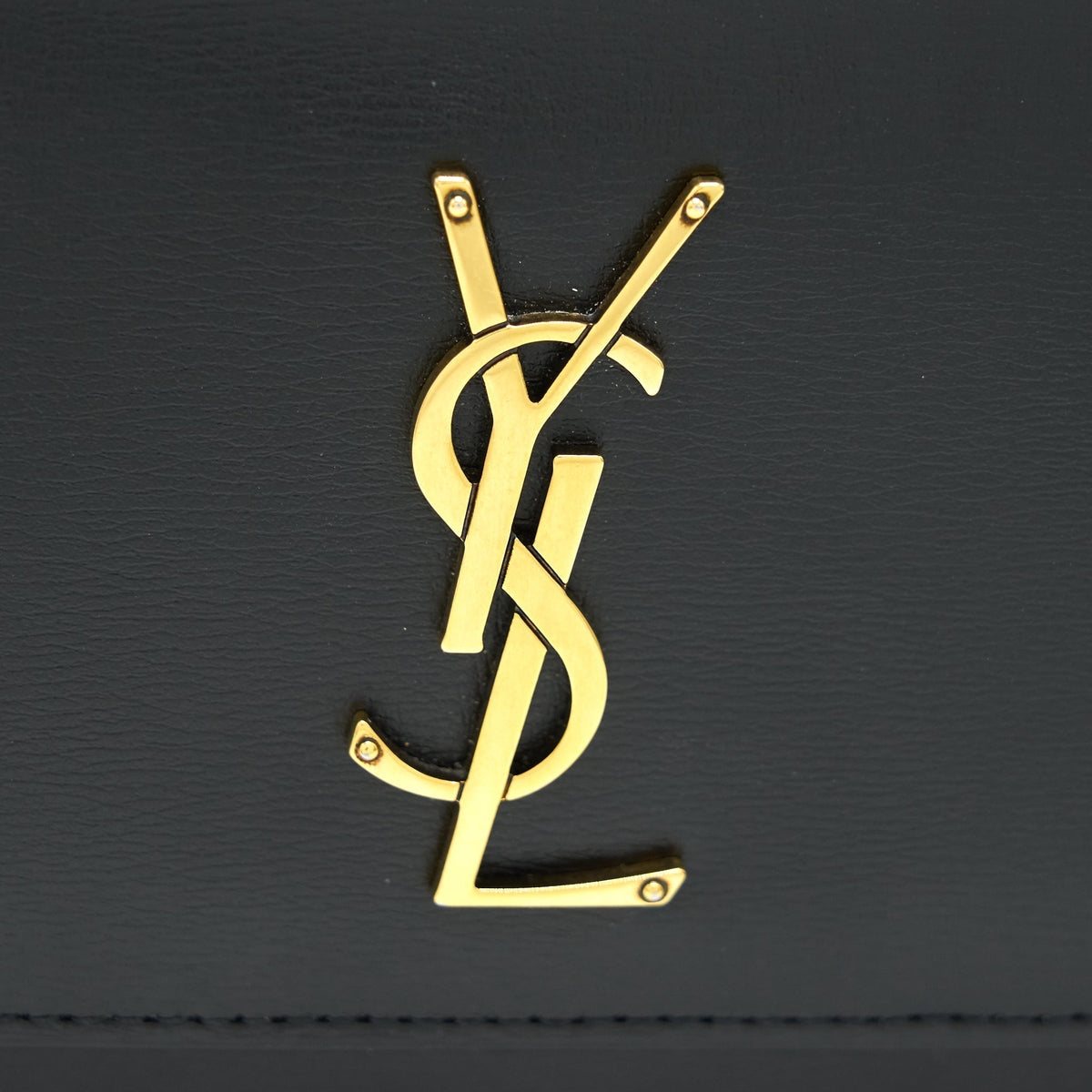 saint-laurrnt-sunset-chain-wallet-black-ghw