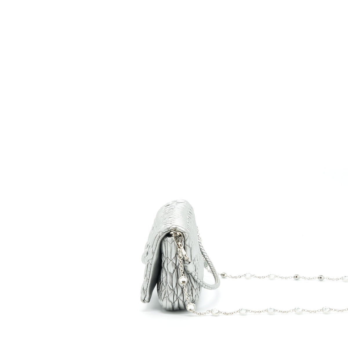 miu-miu-iconic-crystal-cloque-nappa-silver-shw