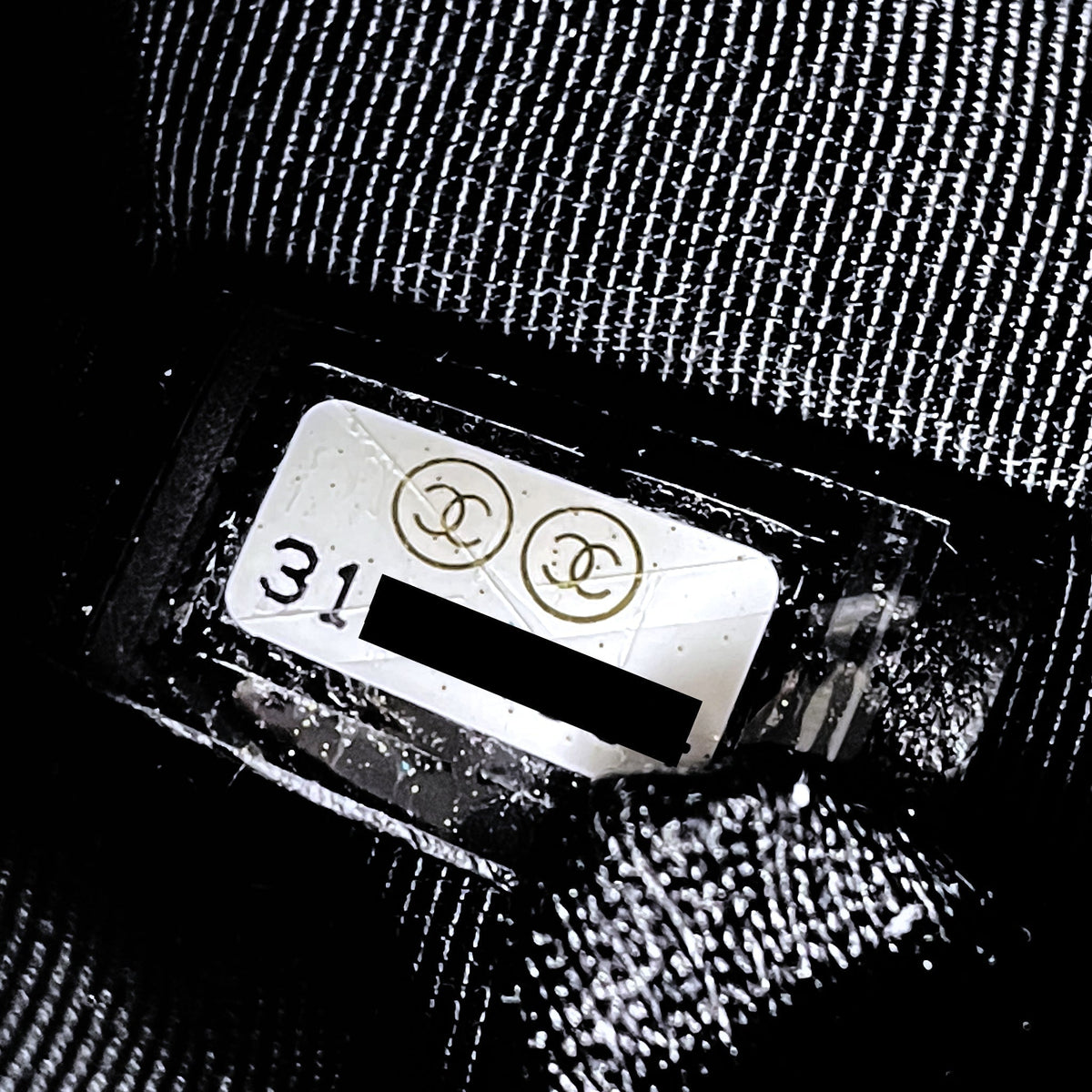 chanel-21s-mini-pouch-limited-edition-lambskin-black-lghw-1