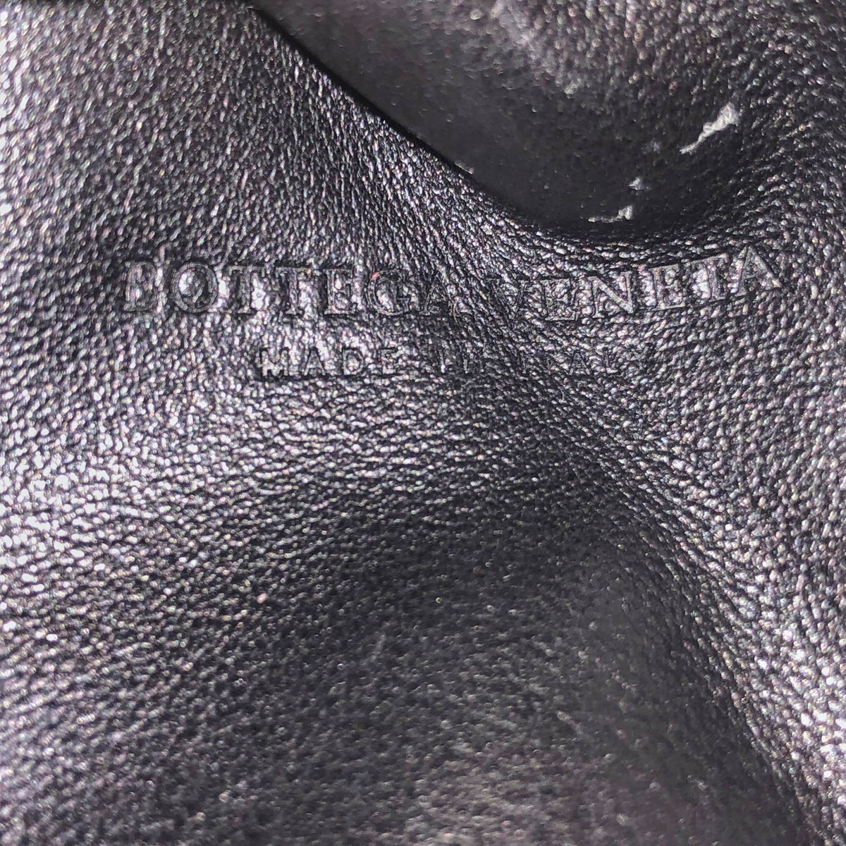 bottega-veneta-the-mini-pouch-color-oro