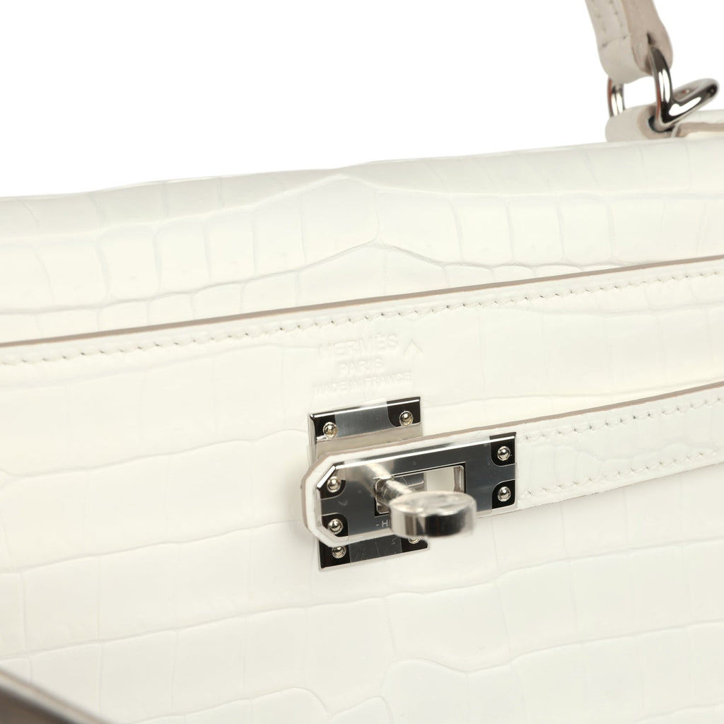 hermes-kelly-retourne-25-creme-chantilly-matte-crocodile-palladium-hardware-bag
