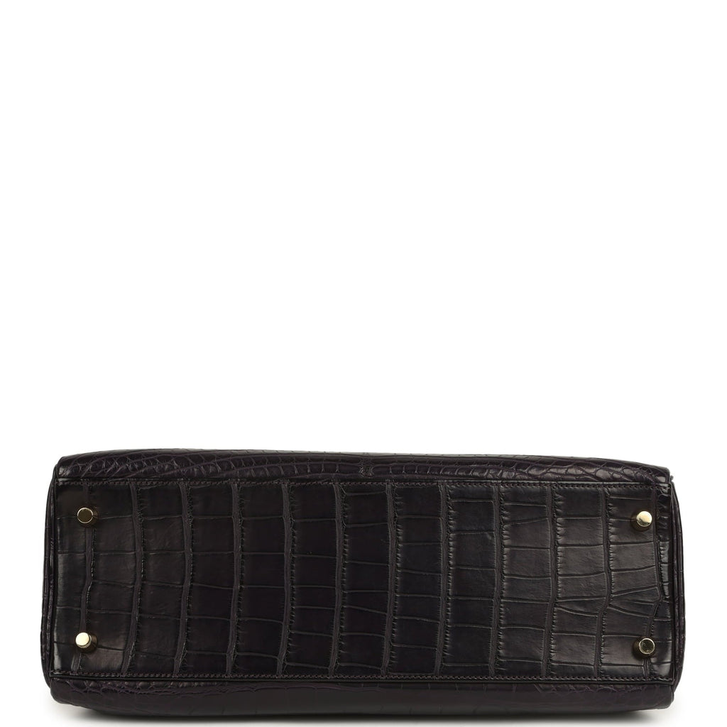 hermes-kelly-retourne-32-aubergine-matte-alligator-gold-hardware-bag