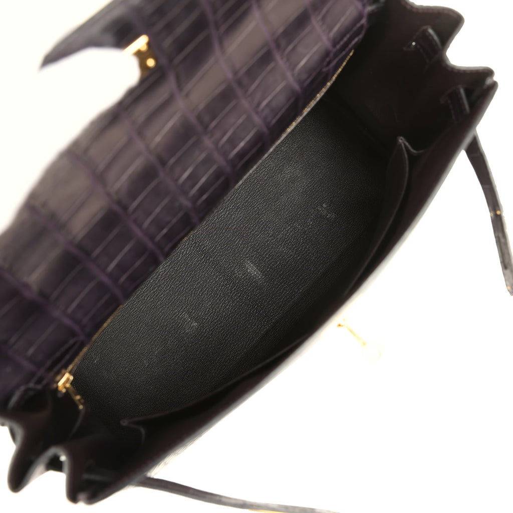 hermes-kelly-retourne-32-aubergine-matte-alligator-gold-hardware-bag