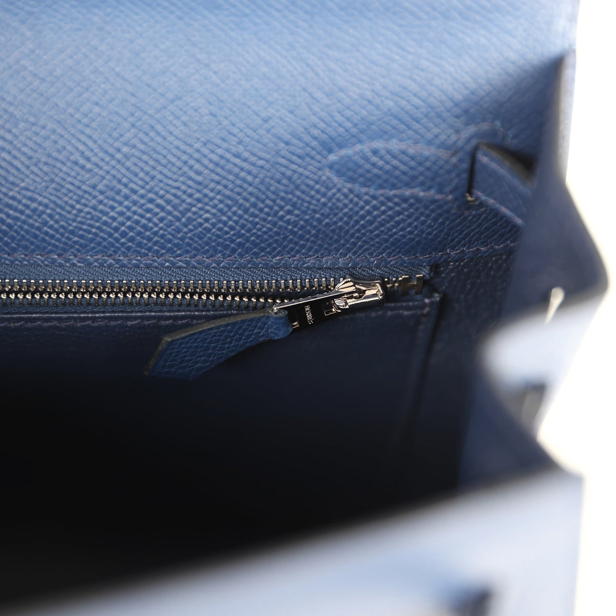 hermes-kelly-sellier-25-bleu-navy-epsom-electrum-hardware-bag