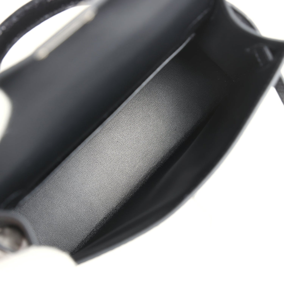 hermes-kelly-sellier-20-black-madame-shiny-varanus-lizard-bag