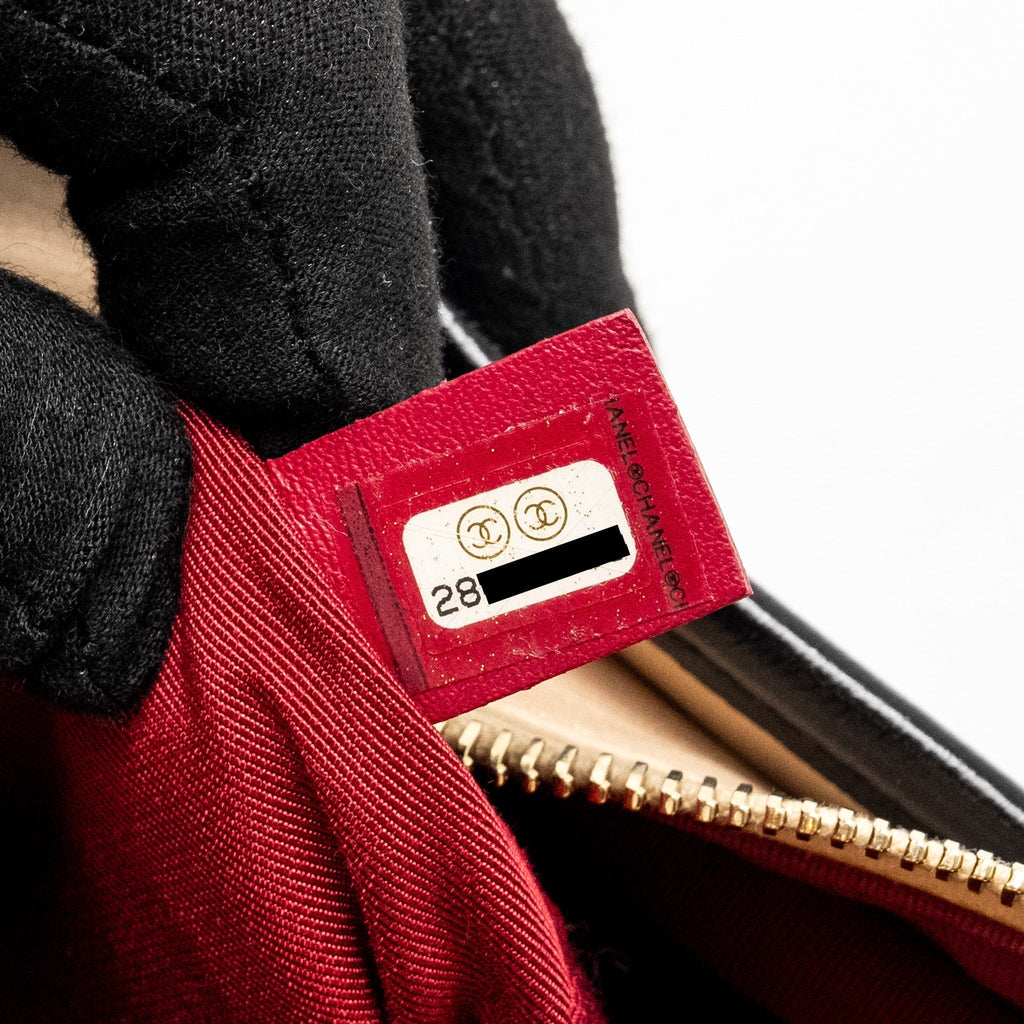 chanel-small-gabrielle-hobo-bag-aged-calfskin-beige-black-multicolour-hardware-1
