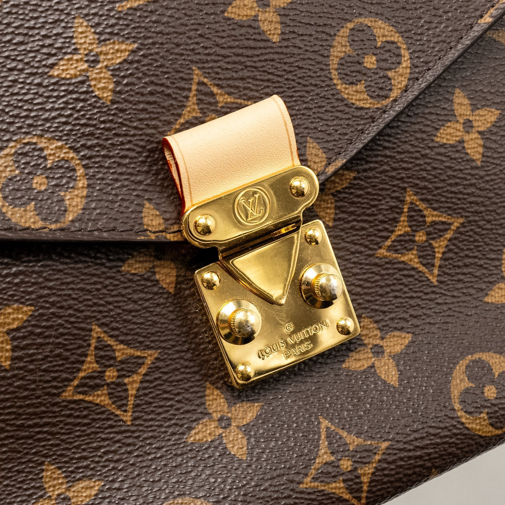 louis-vuitton-pochette-metis-monogram-canvas-ghw-28