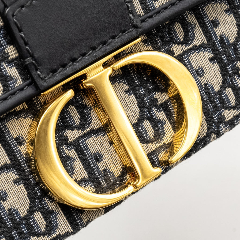 dior-30-montaigne-box-blue-oblique-jacquard-ghw-copy