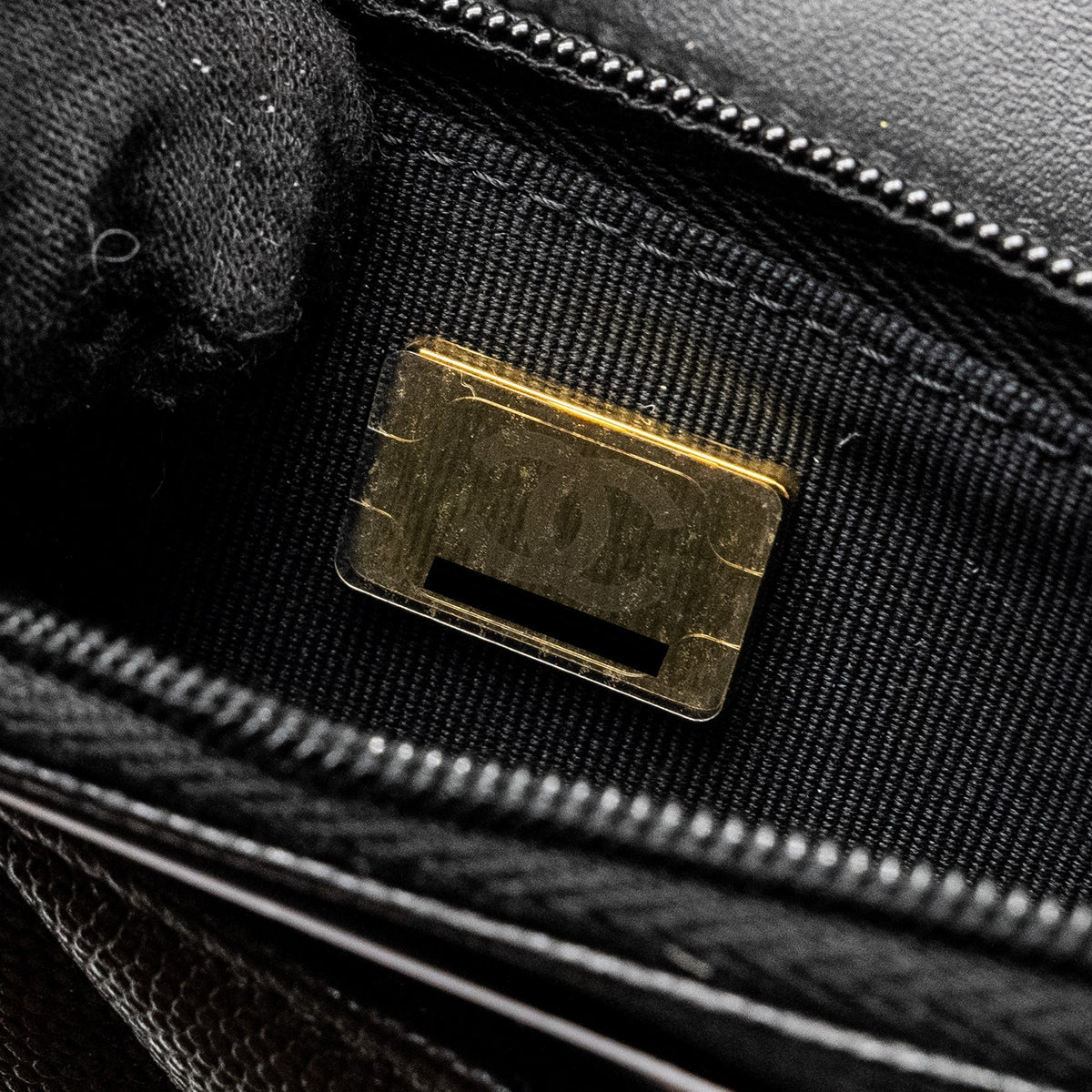 chanel-camellia-wallet-on-chain-caviar-black-ghw-microchip