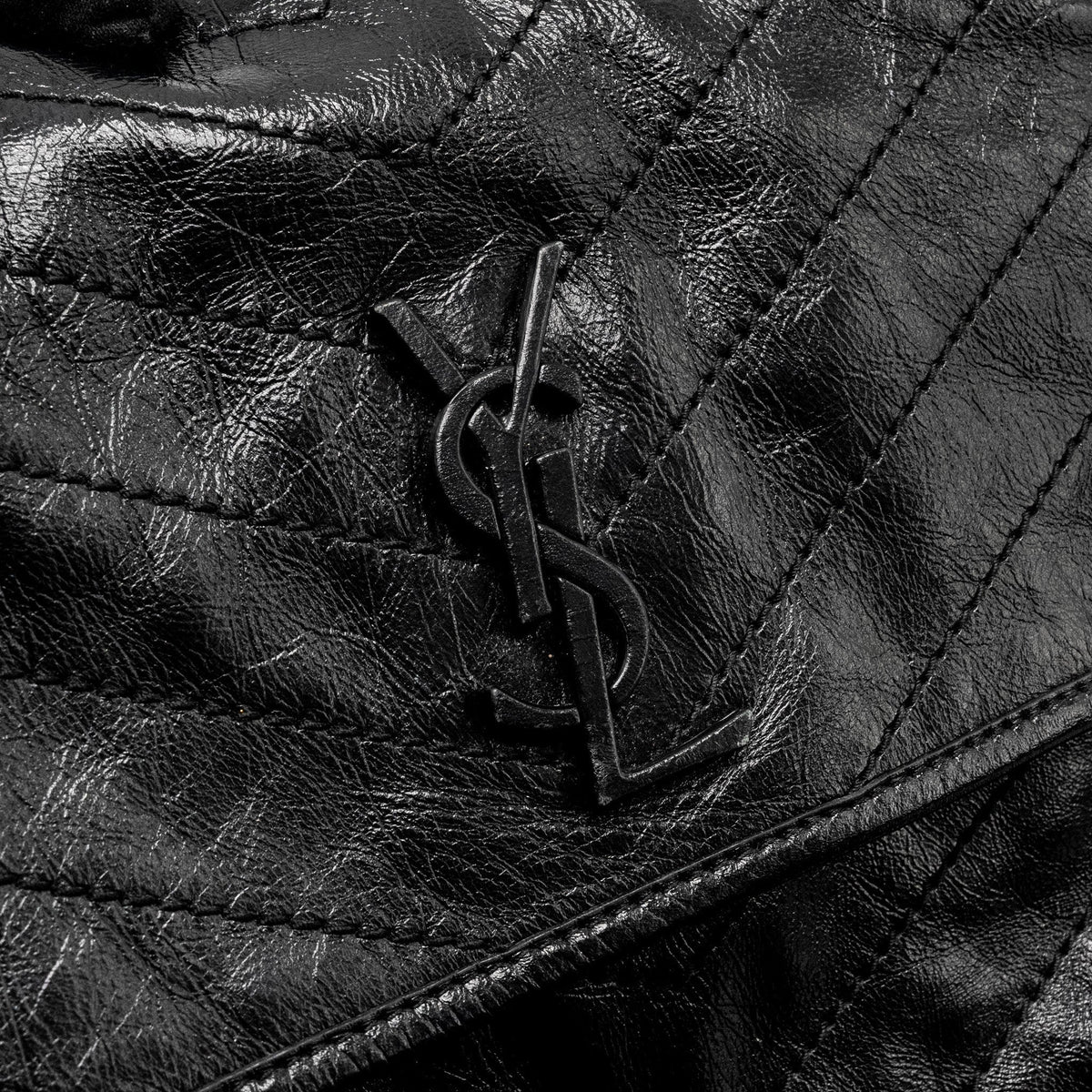 saint-laurent-medium-niki-calfskin-black-ruthenium-hardware