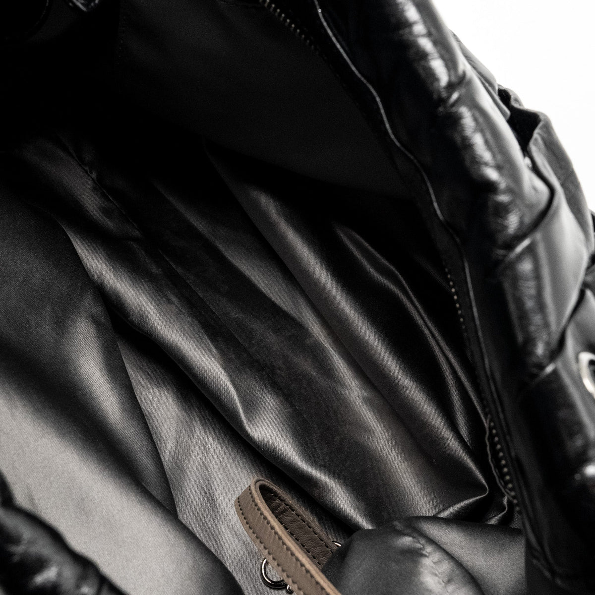 chanel-tote-bag-black
