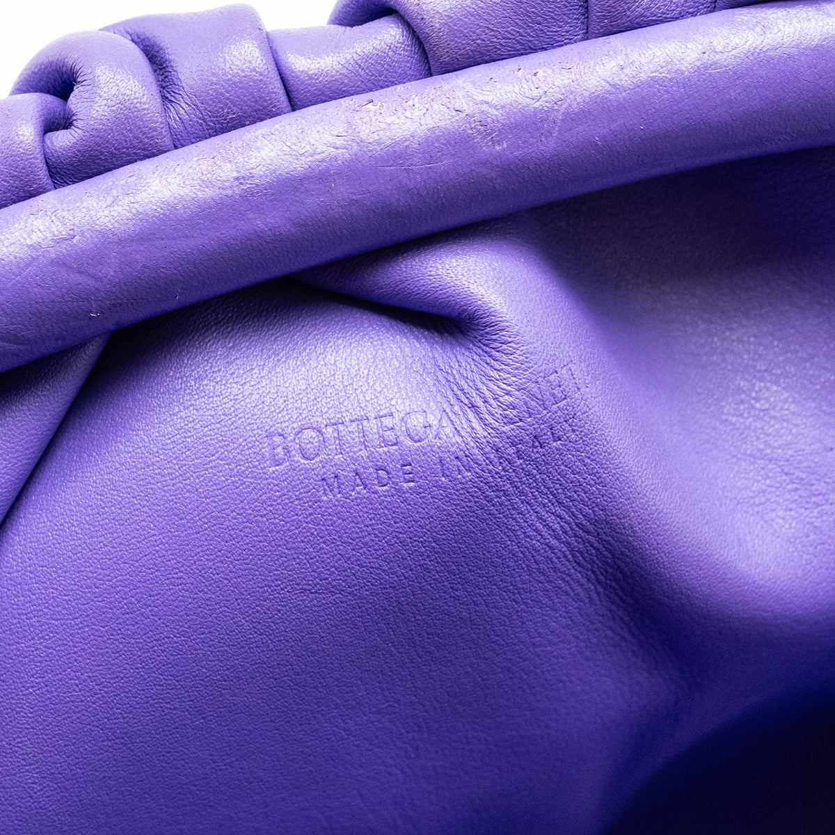 bottega-veneta-mini-pouch-calfskin-purple-shw-copy
