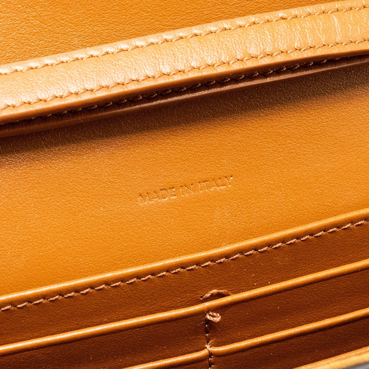 celine-wallet-on-chain-margo-triomphe-canvas-calfskin-tan-ghw