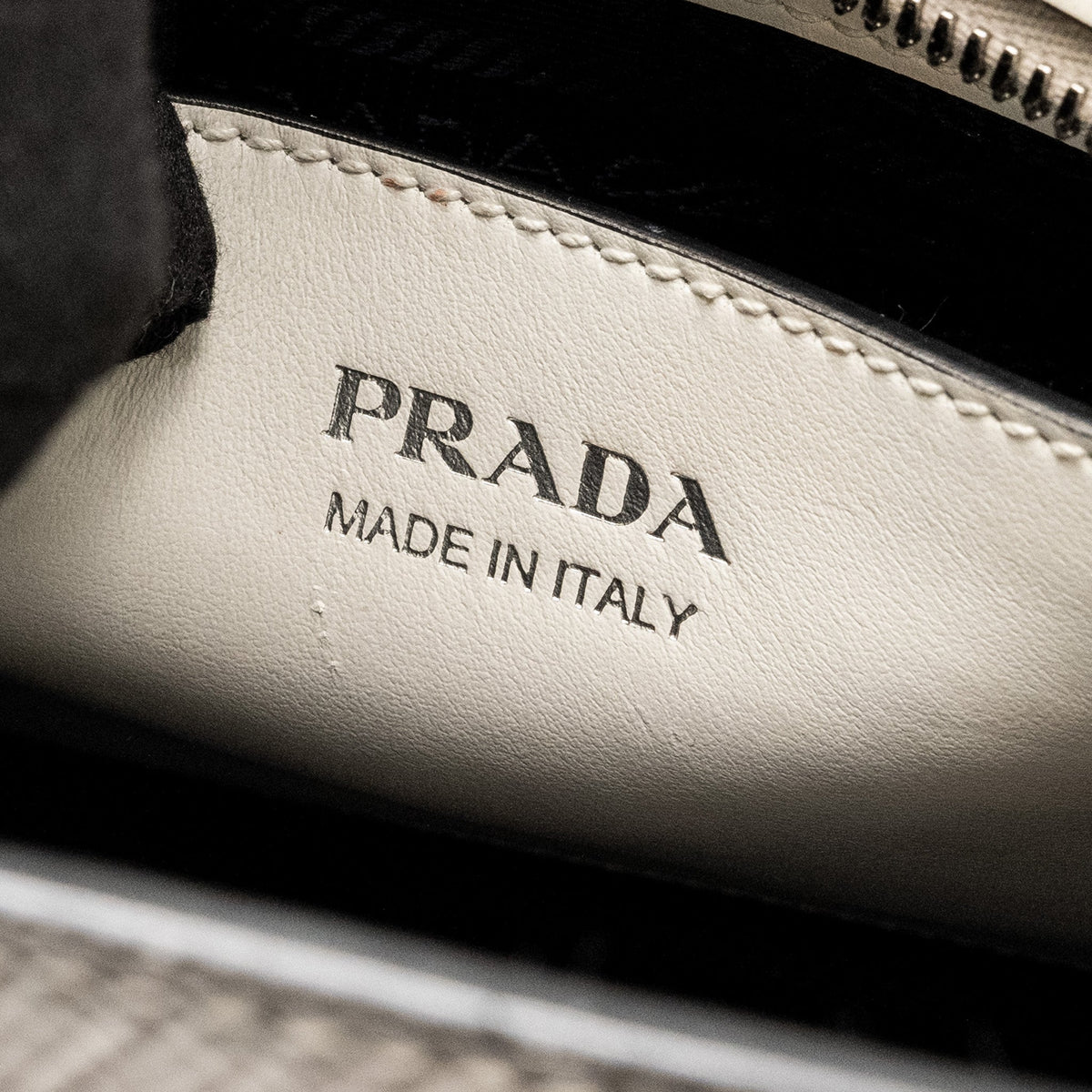 prada-saffiano-monochrome-bag-leather-white-shw