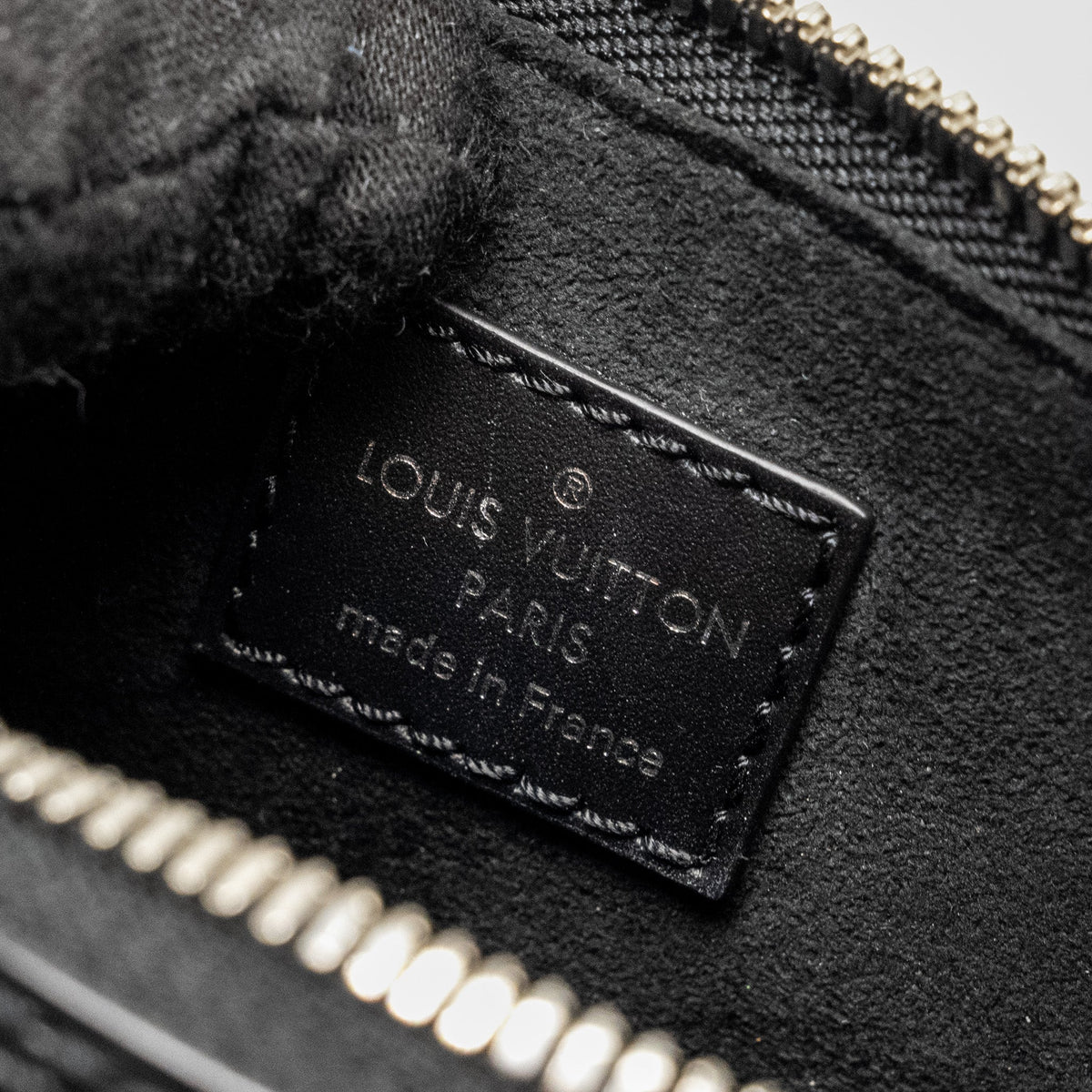 louis-vuitton-alma-nano-epi-black-ghw