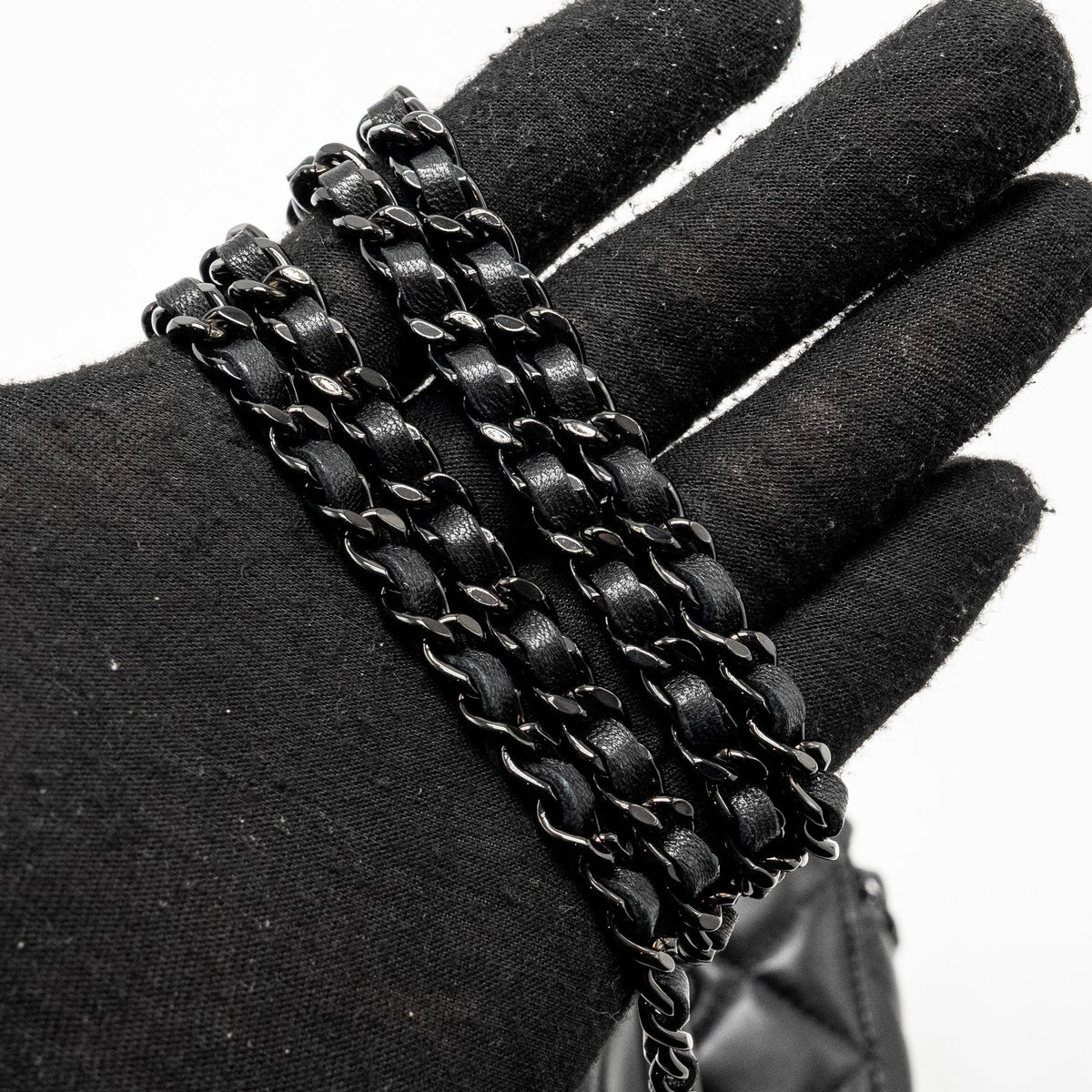chanel-long-vanity-case-lambskin-so-black-microchip