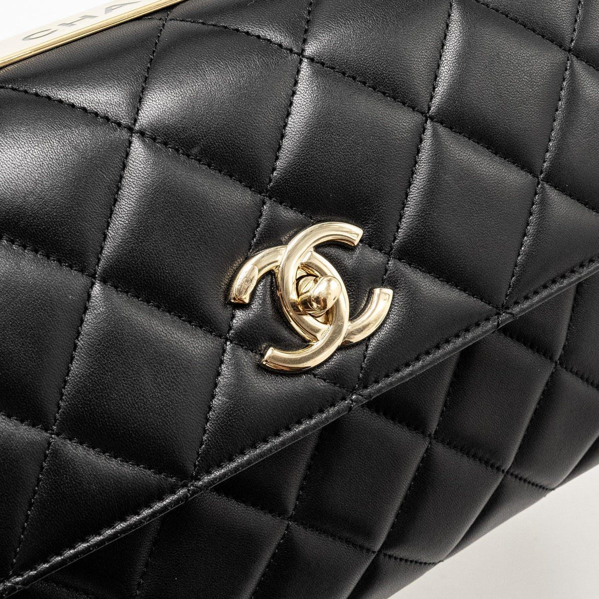 chanel-top-handle-trendy-cc-flap-bag-lambskin-black-lghw-copy-2