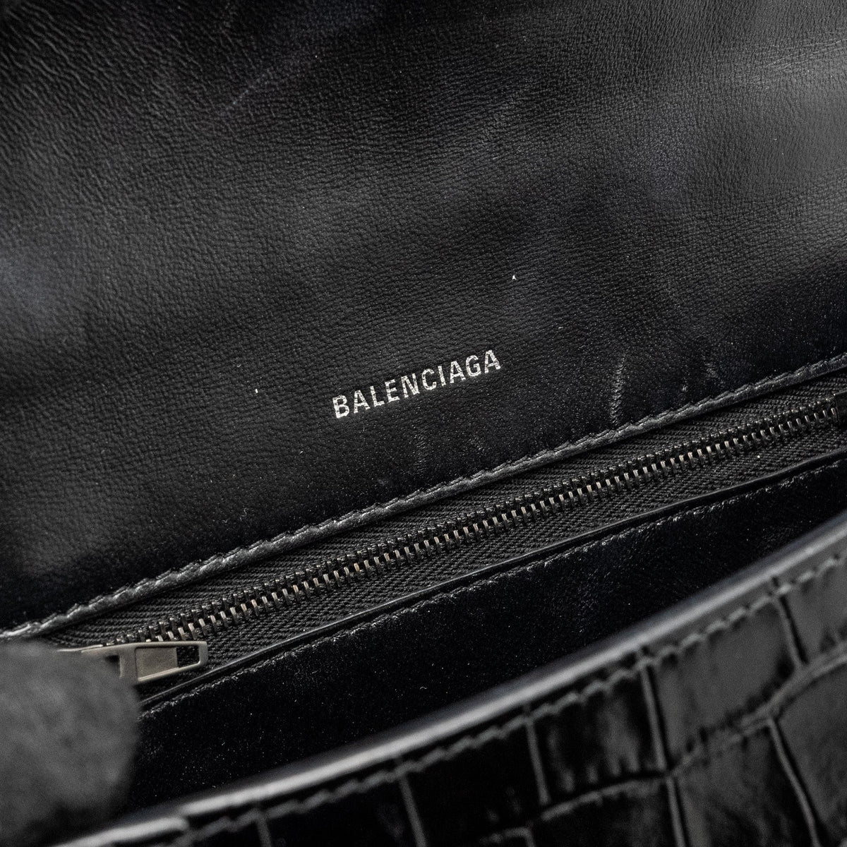 balenciaga-hourglass-s-croc-embossed-calfskin-so-black-1