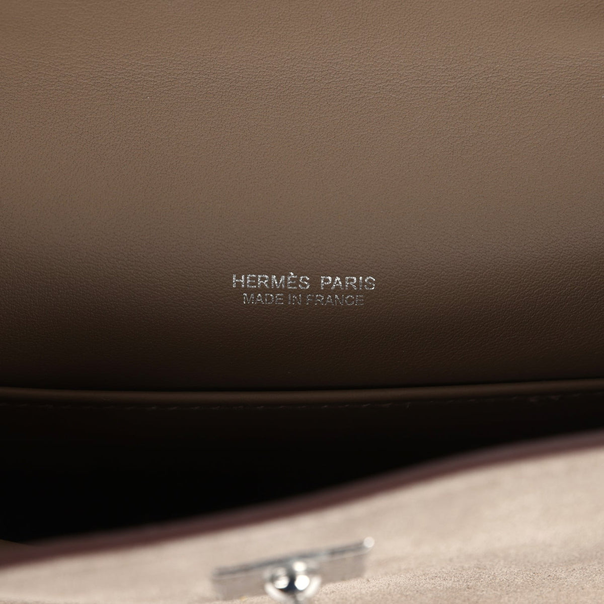 teddy-hermes-kelly-20-gris-caillou-etoupe-swift-bag