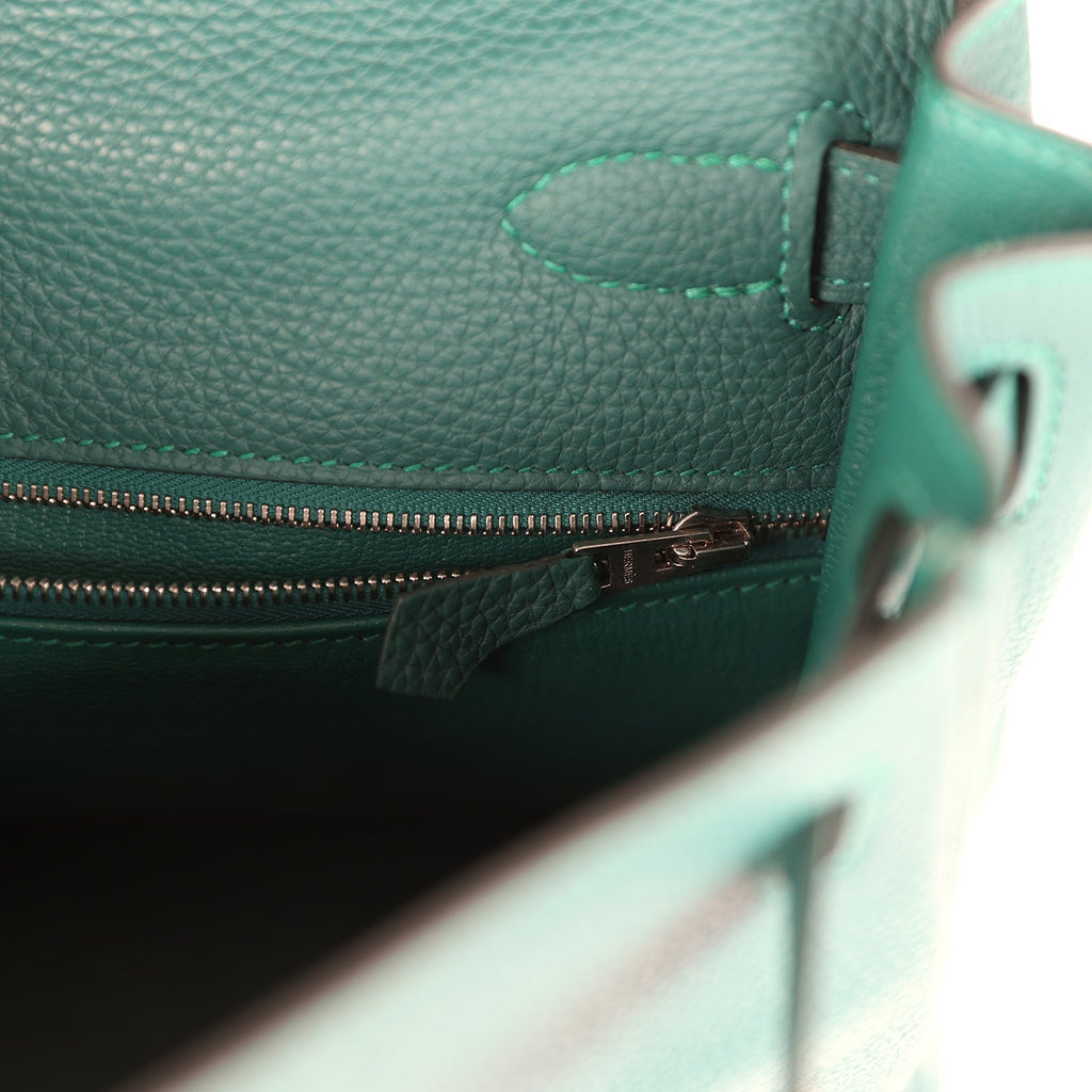 hermes-kelly-retourne-28-hermes-kelly-au-pas-malachite-palladium-hardware-bag
