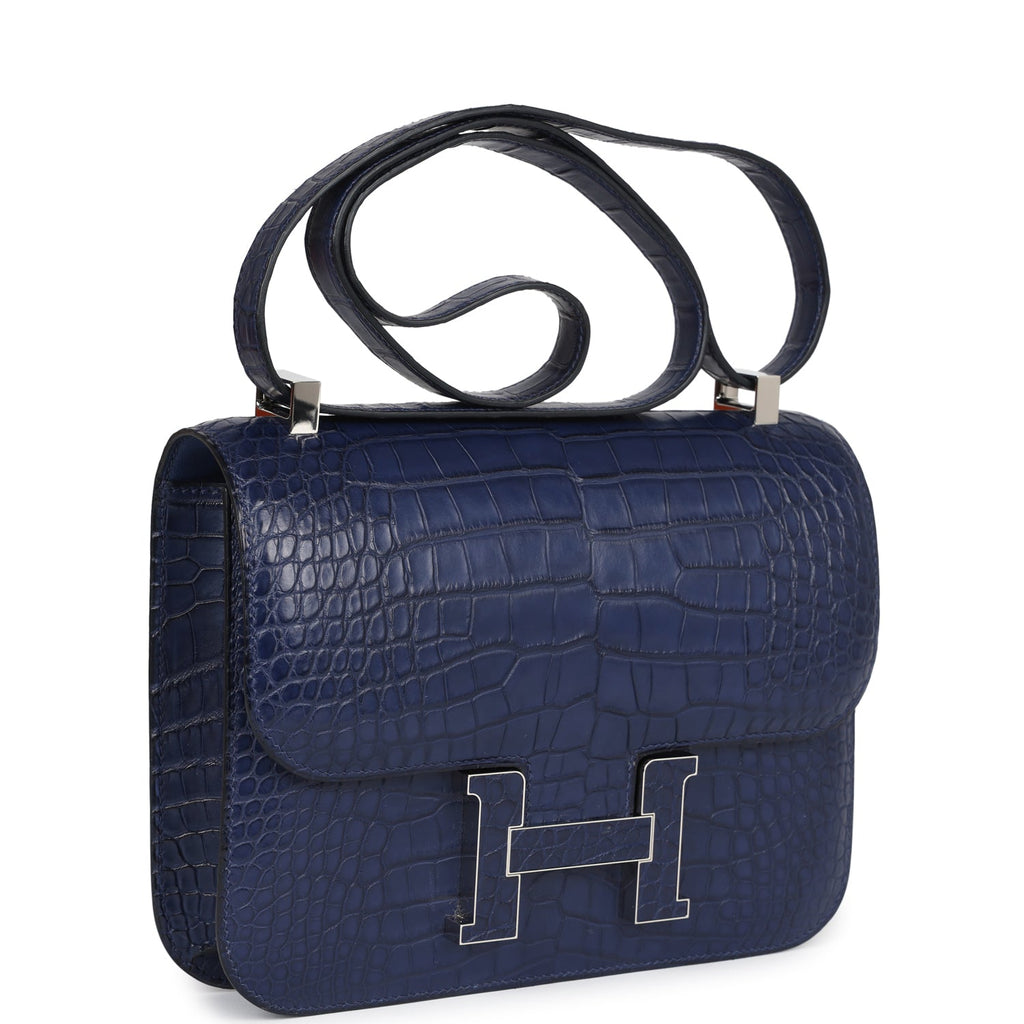 hermes-constance-1-24-bleu-saphir-matte-alligator-marquette-palladium-hardware-bag
