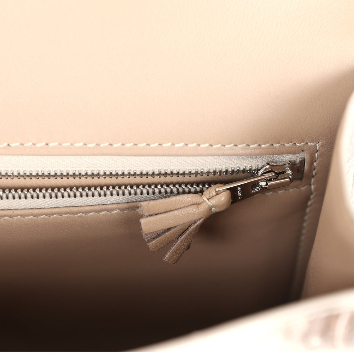 hermes-constance-1-24-himalaya-matte-niloticus-crocodile-palladium-hardware-bag