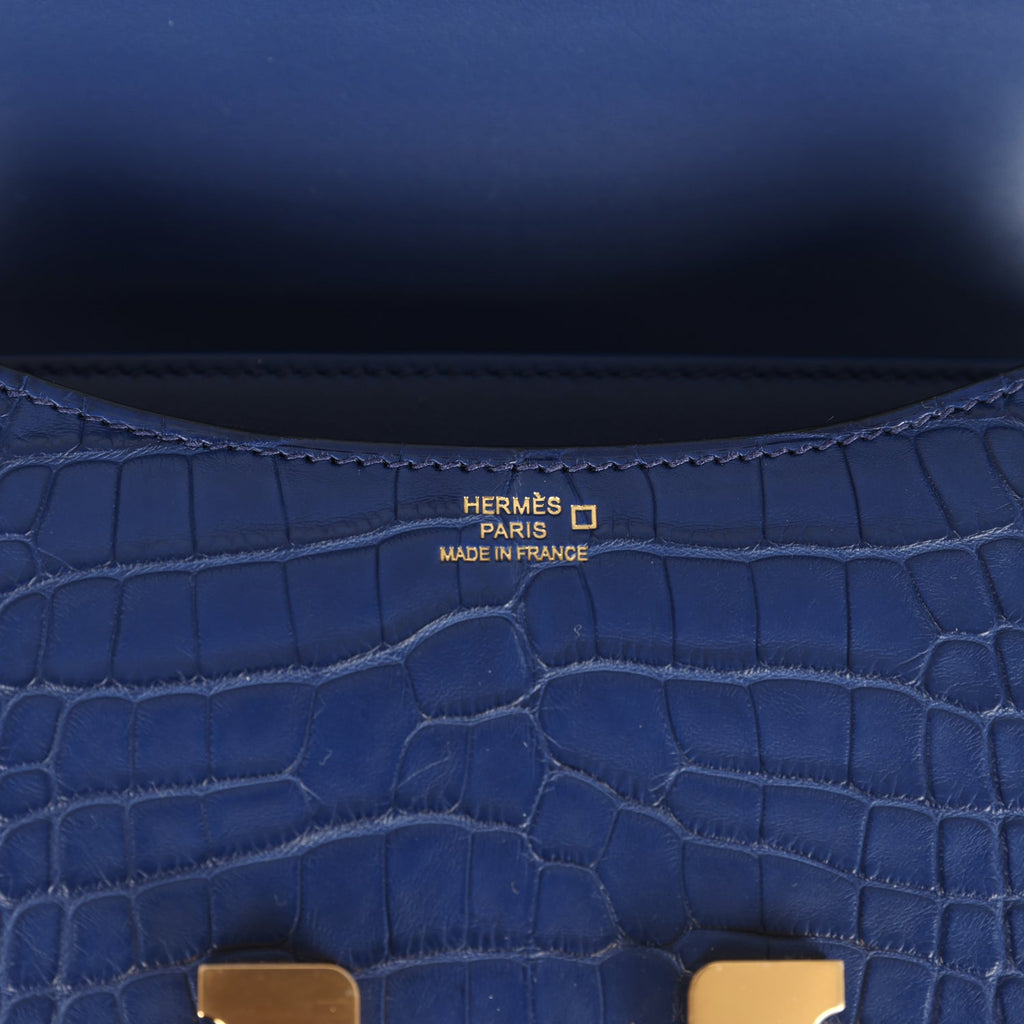 hermes-constance-18-bleu-saphir-matte-alligator-gold-hardware-bag