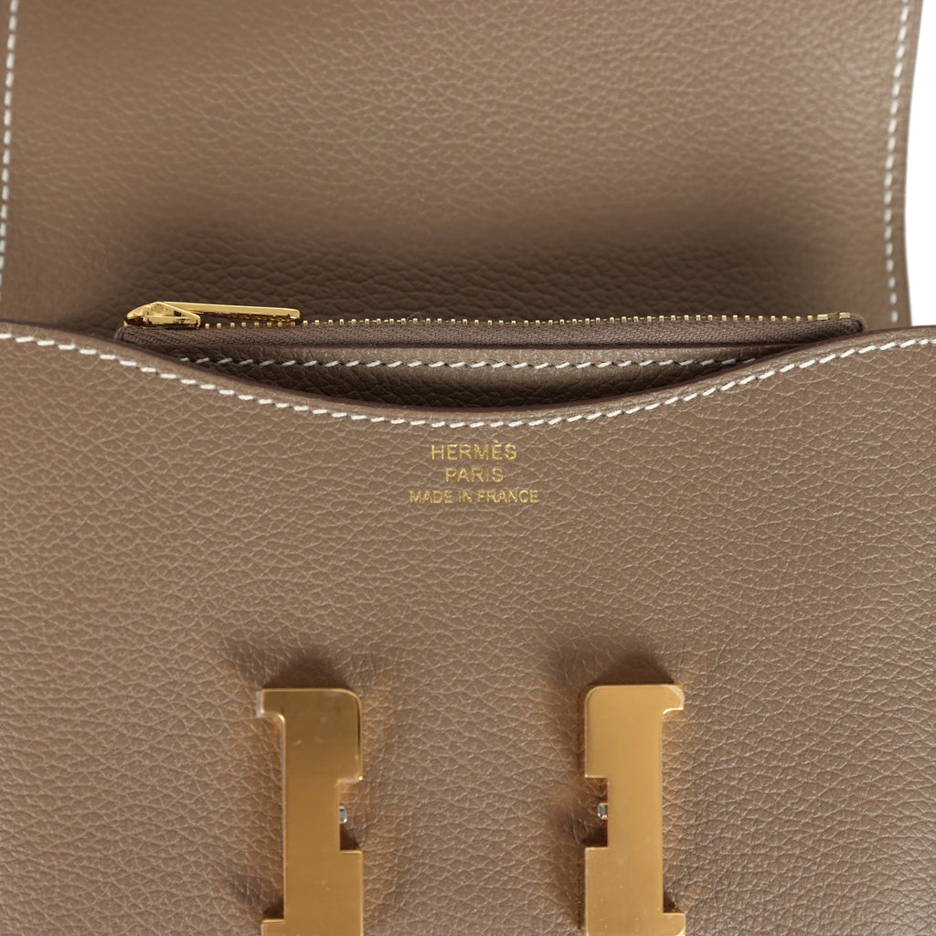hermes-constance-slim-compact-wallet-etoupe-evercolor-gold-hardware-bag