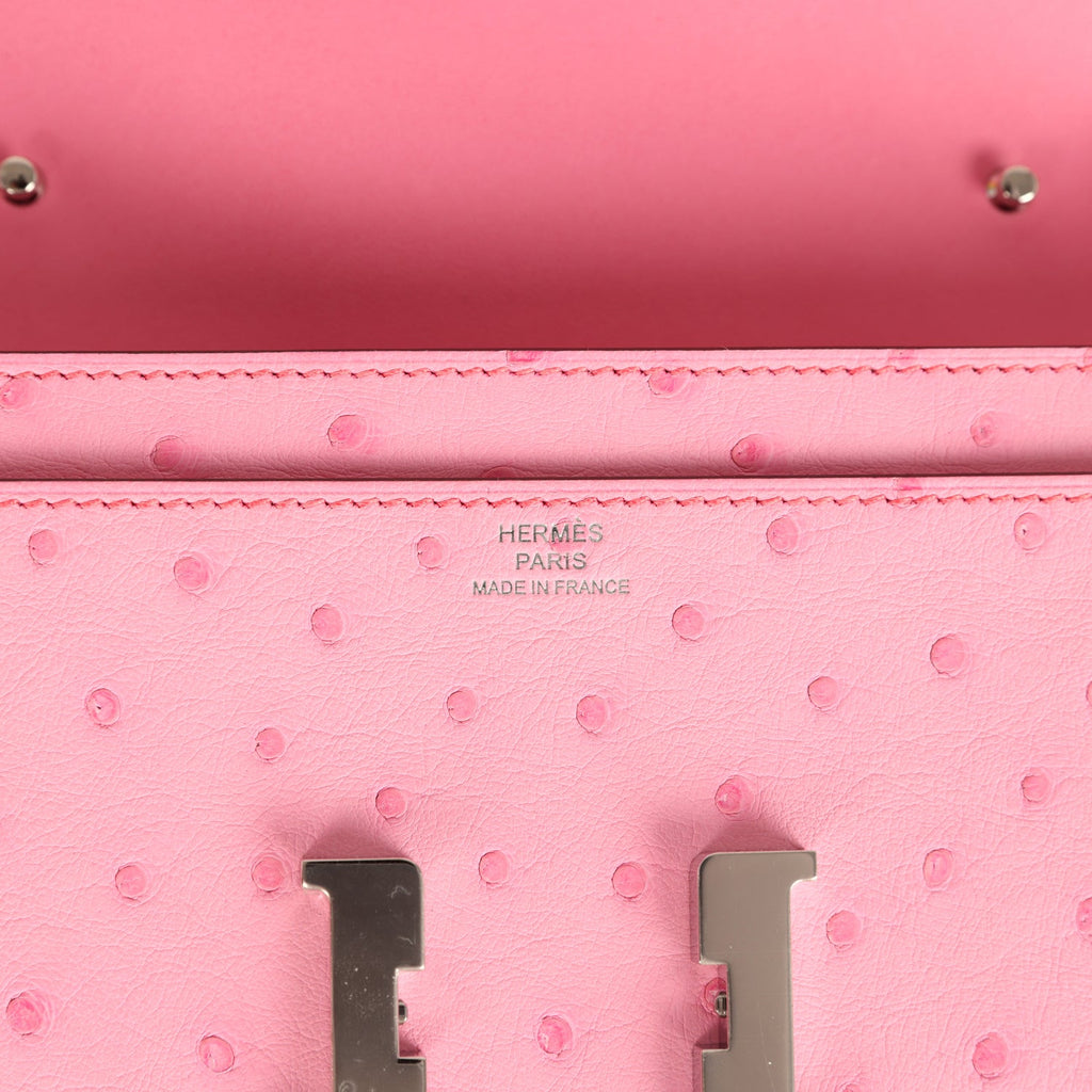 hermes-constance-to-go-wallet-bubblegum-ostrich-palladium-hardware-bag