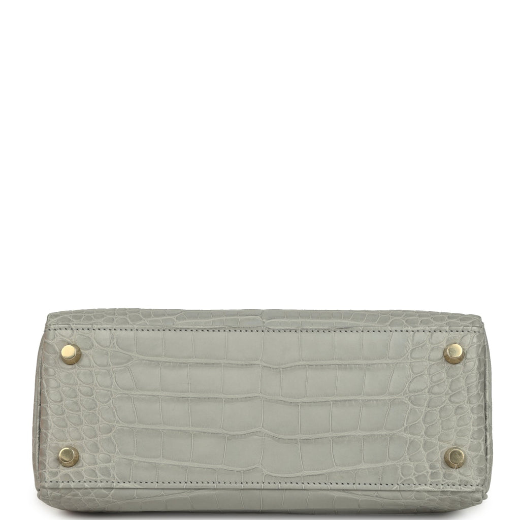 hermes-kelly-retourne-25-gris-perle-matte-alligator-gold-hardware-bag