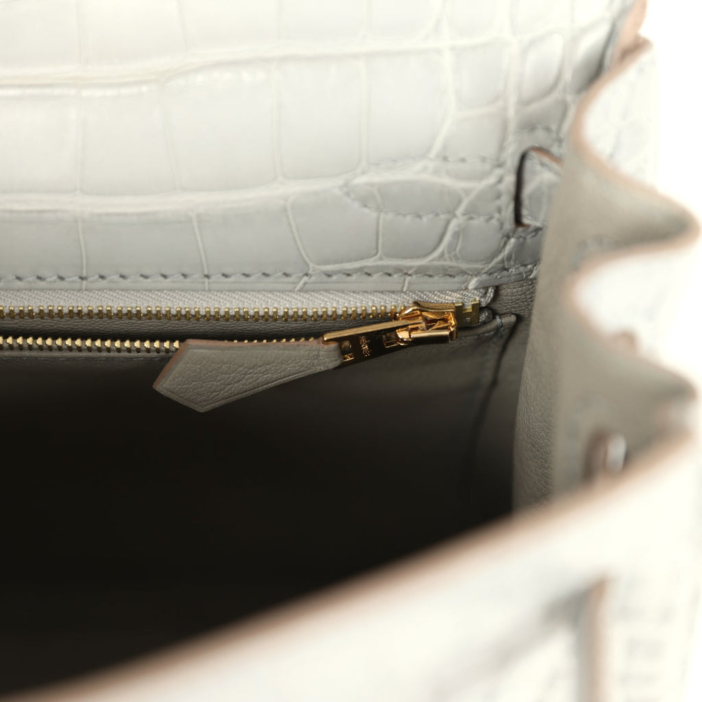 hermes-kelly-retourne-25-gris-perle-matte-alligator-gold-hardware-bag
