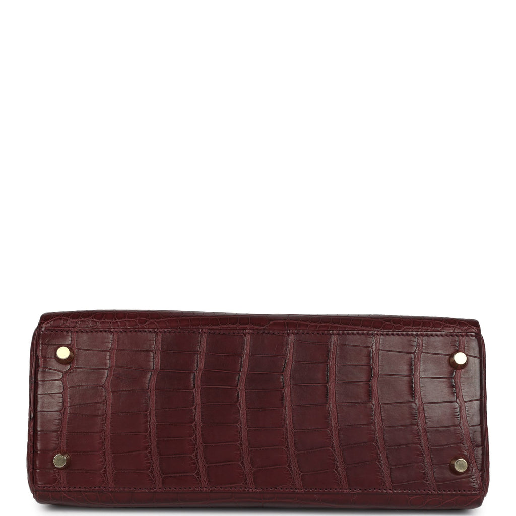 hermes-kelly-retourne-28-bordeaux-matte-alligator-gold-hardware-bag