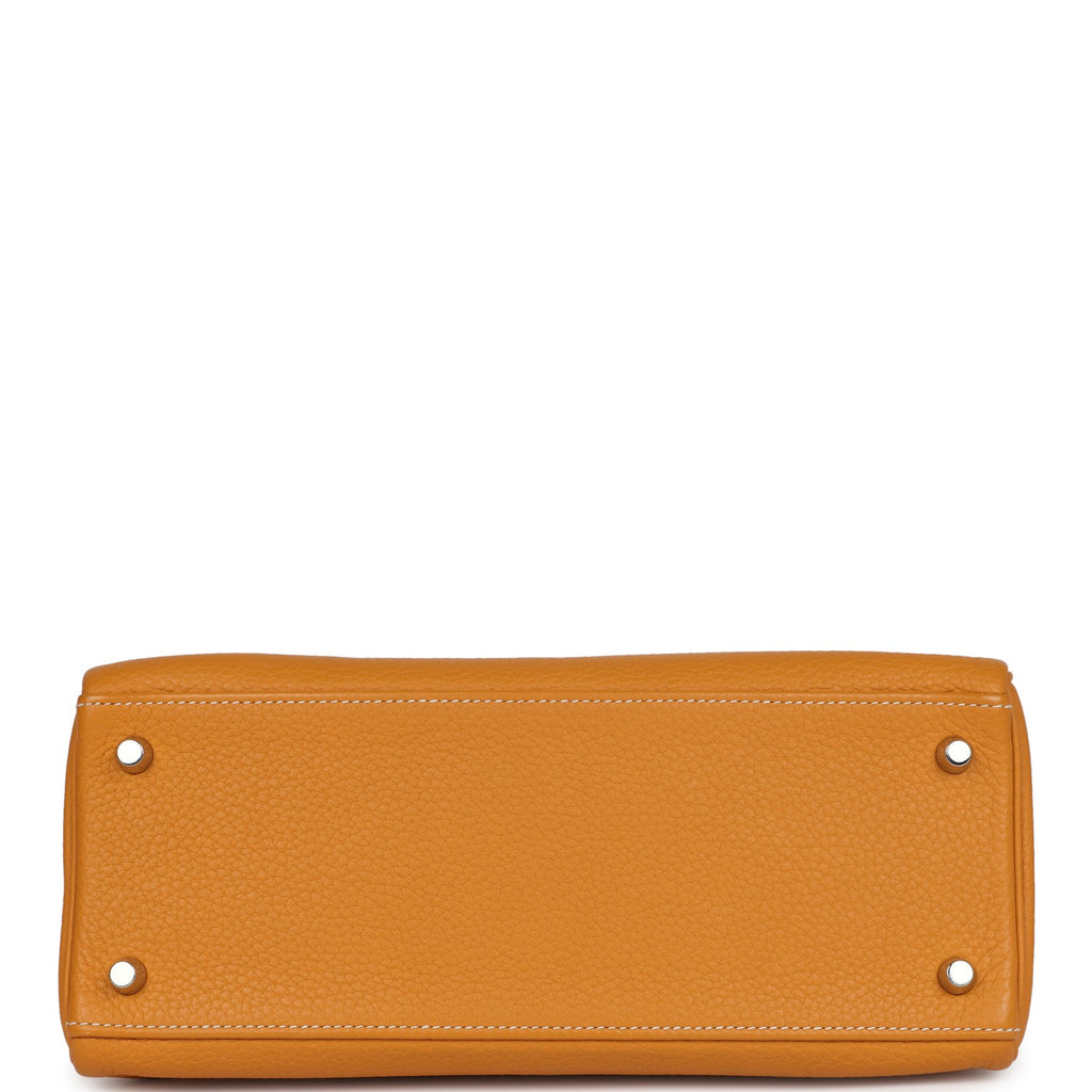 hermes-kelly-retourne-28-moutarde-clemence-palladium-hardware-bag
