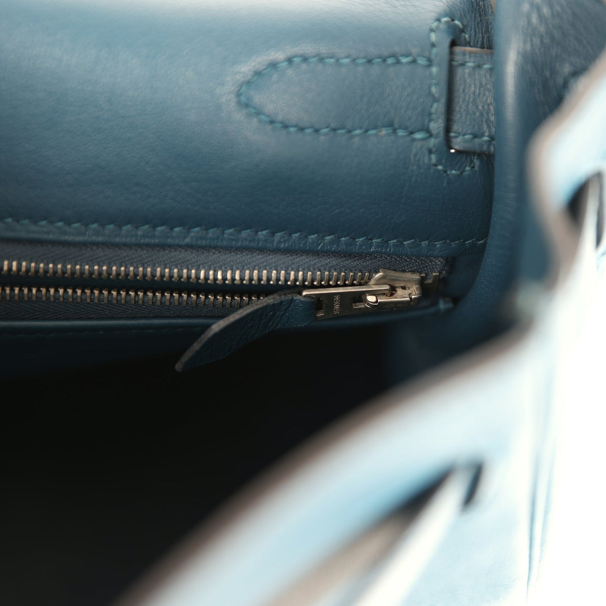 hermes-kelly-retourne-32-bleu-de-malte-swift-palladium-hardware-bag