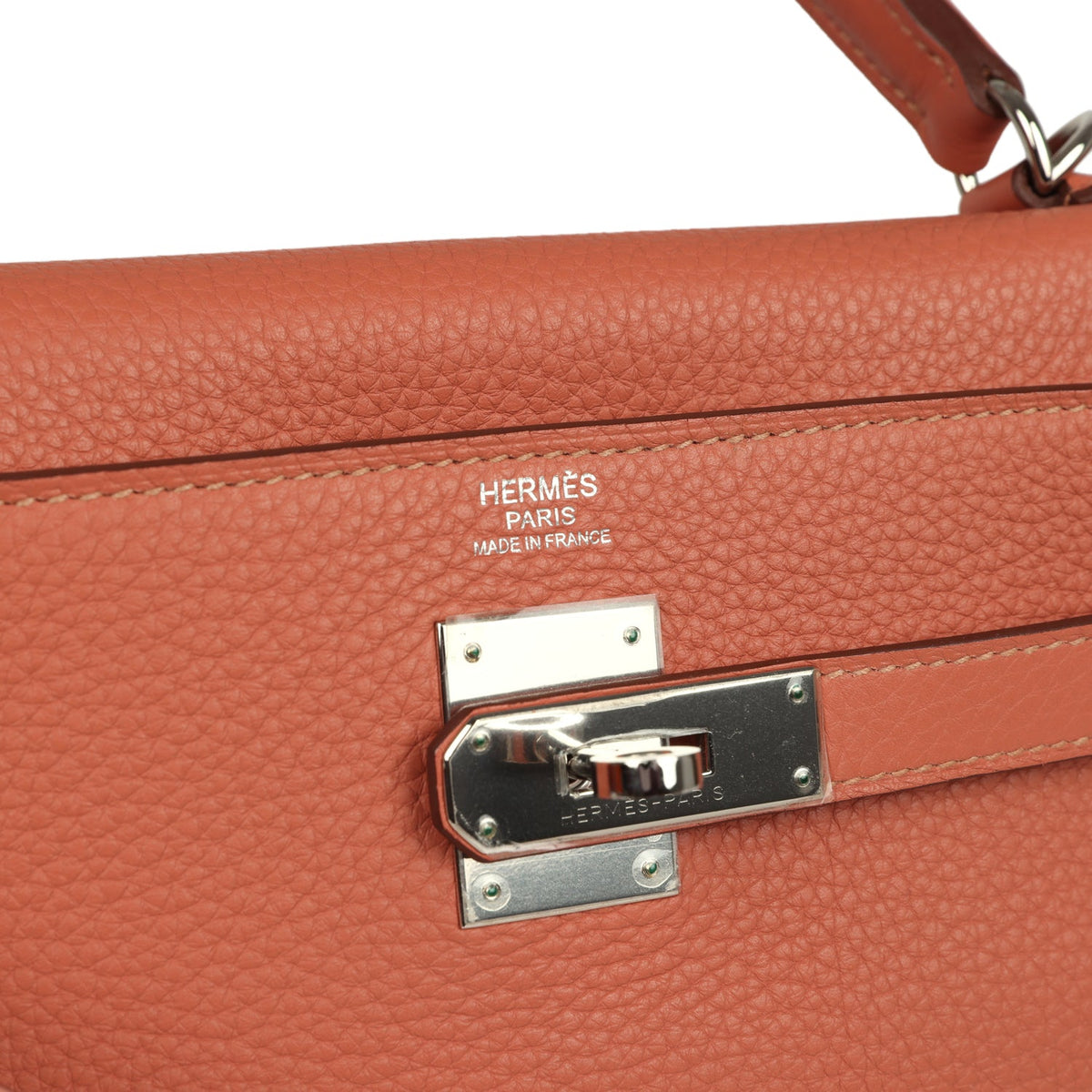 hermes-kelly-retourne-32-rose-tea-clemence-palladium-hardware-bag