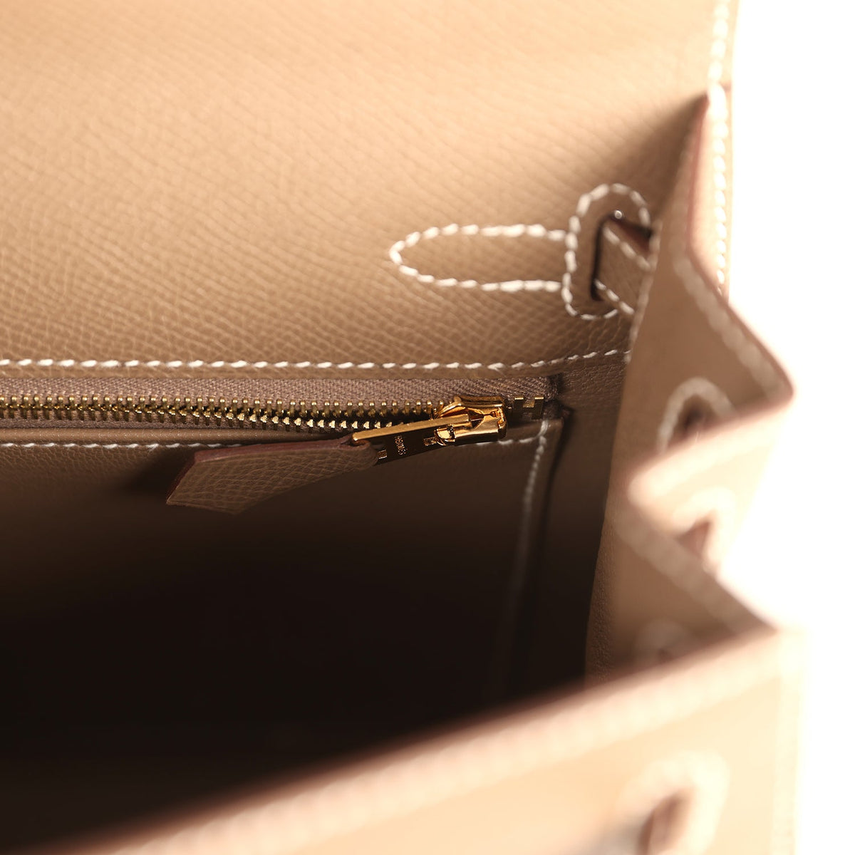 hermes-kelly-sellier-25-etoupe-epsom-gold-hardware-bag