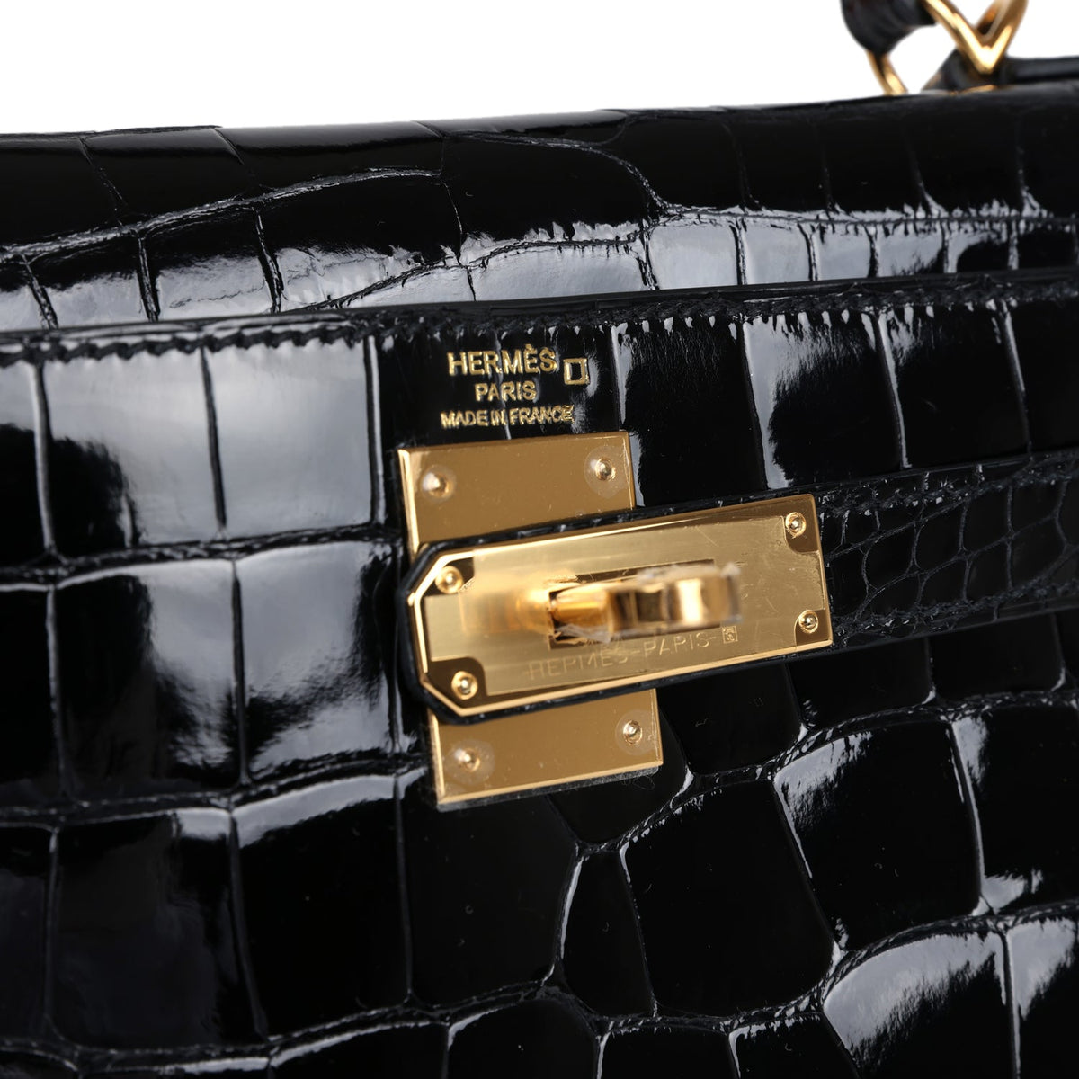 hermes-kelly-sellier-28-black-shiny-alligator-gold-hardware-bag