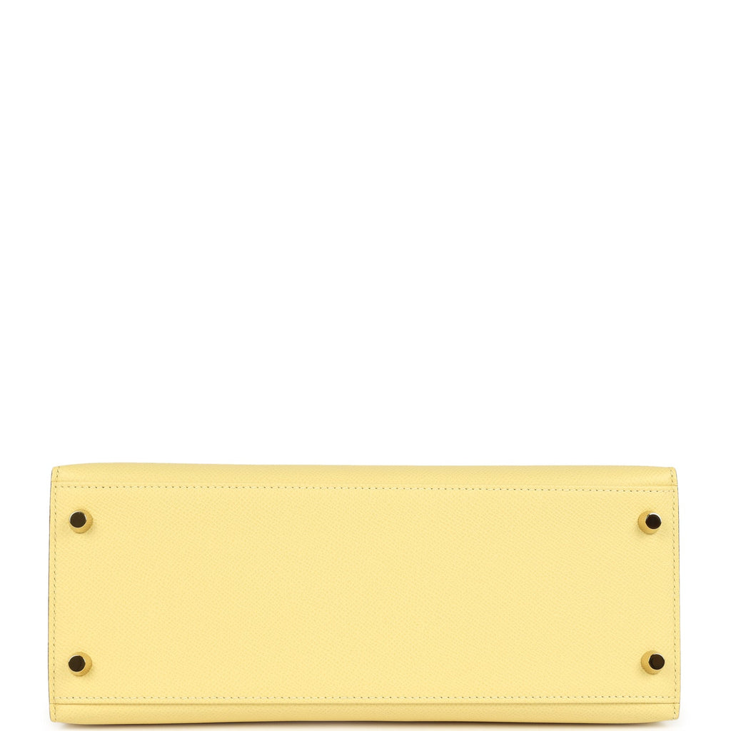 hermes-kelly-sellier-28-jaune-poussin-epsom-gold-hardware-bag